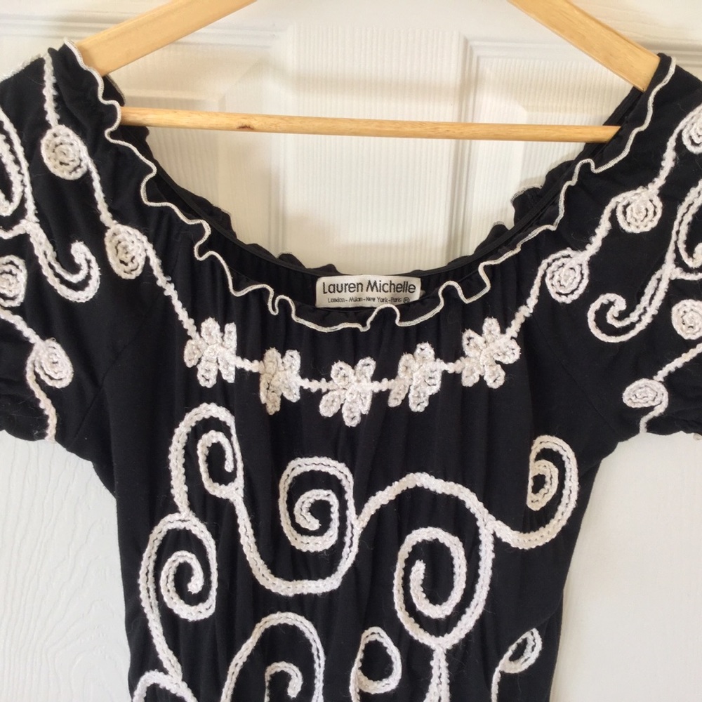 Lauren Michelle Floral Embroidered Top